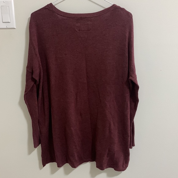Medium knit sweater - Picture 3 of 3